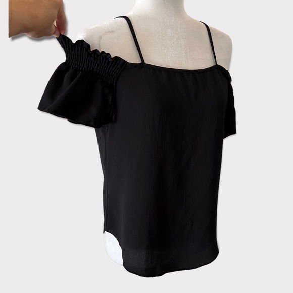Papermoon Womens Black Cold Shoulder Short Sleeve Blouse Size Small - Picture 8 of 9